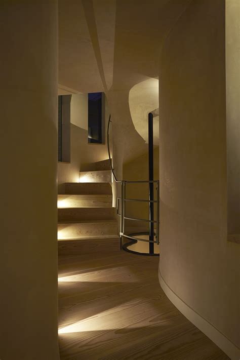 Hallway Lighting Design By John Cullen Lighting Stair Lighting