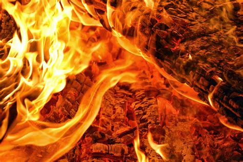 Well flame is for when you feel like it means more then a crush. Hd Wallpapers Blog: Fire Flames Wallpapers