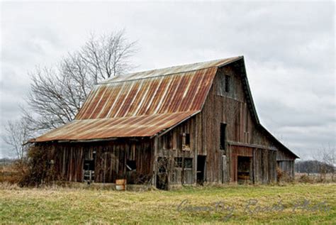 Beautiful Classic And Rustic Old Barns Inspirations No 28 Farm Barn Old Farm Abandoned Houses