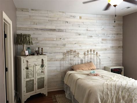 Two hawks design and development. 15 Various Accent Wall Ideas (Gallery) for Your Sweet Home ...