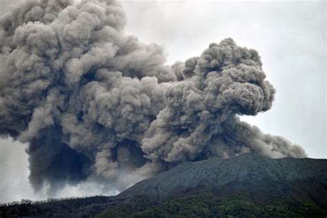 Deadly Eruption Of Indonesias Mount Marapi Volcano Volcanoes News