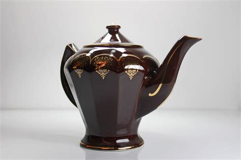 Hall Teapot Reflections Mahogany Albany Gold Trim 6 Cup Collectible
