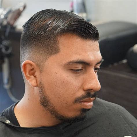 Because a comb over is a versatile, trendy hairstyle, it is perfect for all hair types. 65 Best Short Haircuts for Round Faces - Be Yourself (2019)