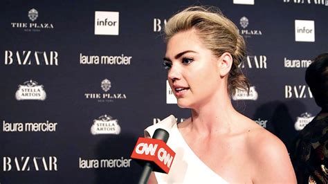 Kate Upton Lands 2017 Sports Illustrated Swimsuit Issue Cover