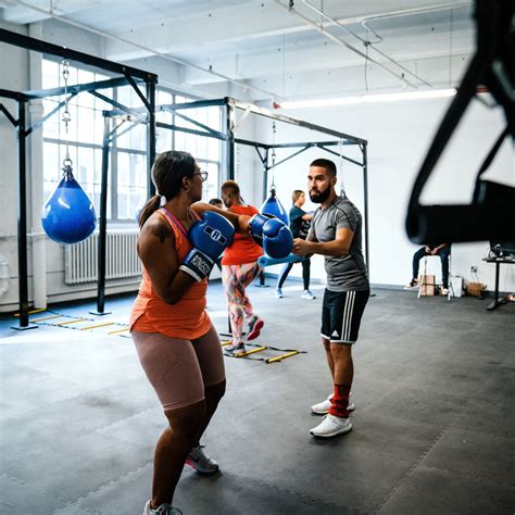 Fit 2 Box Building Confidence Through Boxing And Fitness Al DÍa News