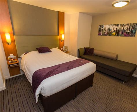 Premier inn london bank (tower) hotel, london. PREMIER INN LONDON BANK (TOWER) HOTEL - Updated 2019 ...