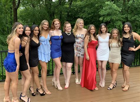 High School Prom Girls Telegraph