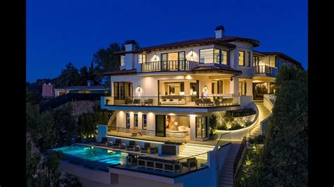 Luxury Mansions For Sale Iucn Water