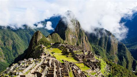 Machu Picchu With Clouds Peru Uhd 4k Wallpaper Pixelz