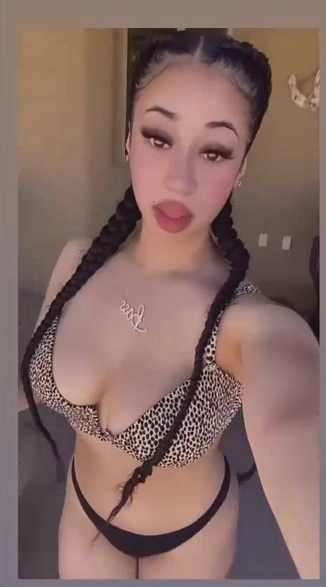 Jaden Newman Hot Showing Erotic Body Porn DH Video
