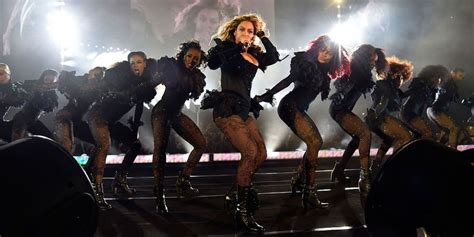 This Is What Its Like To Be Beyoncés Backup Dancers
