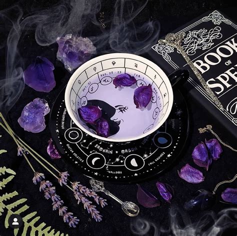 Pin By Clarareadsthings On Vibes In 2020 Magic Aesthetic Witch Aesthetic
