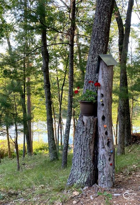 How I Made A Tree Trunk Bird House Rustic Crafts And Diy