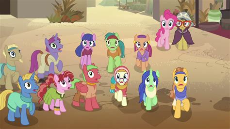 Image Somnambula Villagers Gasping With Shock S7e18png My Little