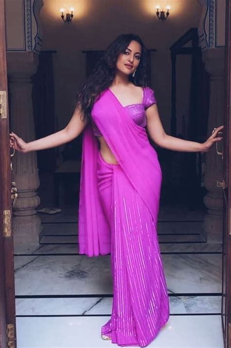 Sonakshi Sinhas Pink Sari Avatar Caused Havoc Wearing Five Saris One By One Times Buzzer