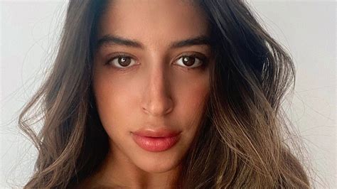 love island s shannon singh poses completely naked and hits back at trolls who tell her to get