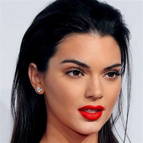 How 22 Year Old Kendall Jenners Face Has Changed Drastically Over The