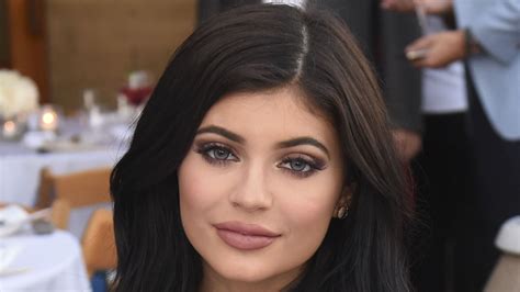 the reason kylie jenner got lip injections kylie jenner lip injections story marie claire