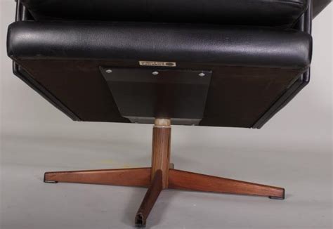 Igavel Auctions Mid Century Komfort Leather Lounge Chair Danish