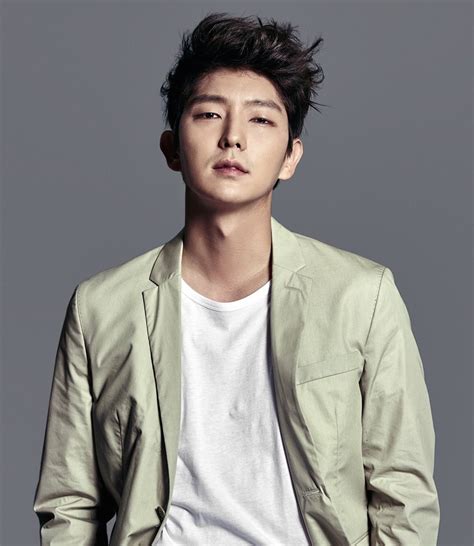 He debuted in 2001 as a model and eventually crossed over to acting in 2004 with the japanese produced film the hotel venus. Lee Joon-ki | K-Drama Wiki | FANDOM powered by Wikia