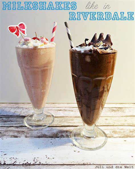 milkshakes wie in riverdale betty´s strawberry vanilla milkshake and jugheads double chocolate