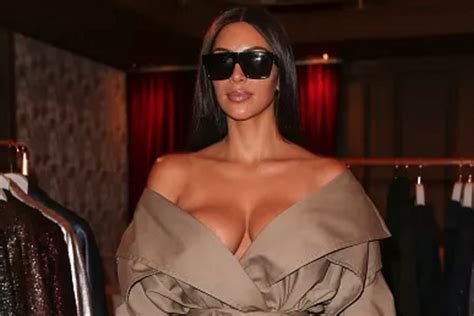 Kim Kardashian Held At Gunpoint In Paris The Hollywood Gossip