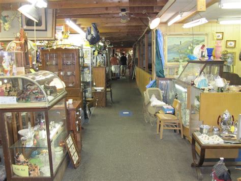 Renningers Antique Market In Adamstown Pa Collectors Weekly