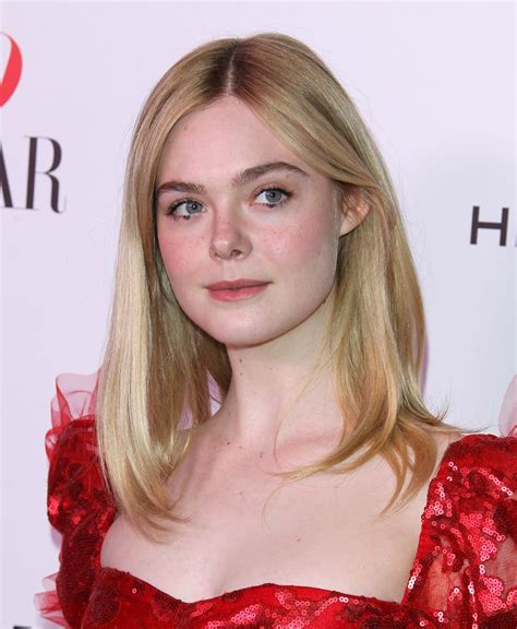 elle fanning hair ellie fanning elle fanning style fanning sisters dakota and elle fanning