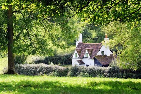 Escape to the Country | The Best Places to Live in the UK in 2021