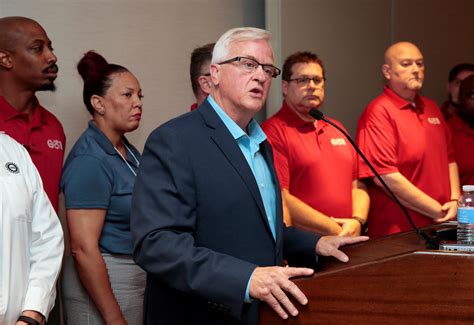 Uaw Workers Head For Picket Lines In First National Strike Against Gm