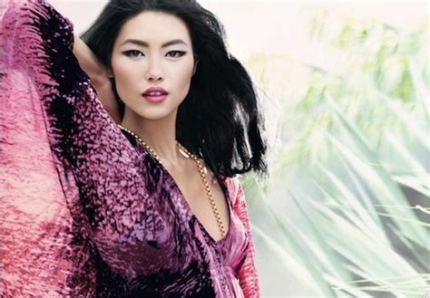 Liu Wen Chinas Top Model On Global Fashion Stage Modeling The World