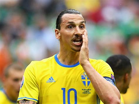Zlatan Ibrahimovic Returns To Sweden National Team For Upcoming World