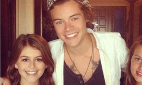 Cindy Crawford Reveals Daughter Kaias Crush On Harry Styles