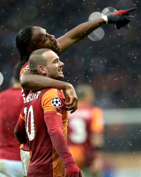 Uefa Champions League On Twitter Wesley Sneijder Joined Galatasaray