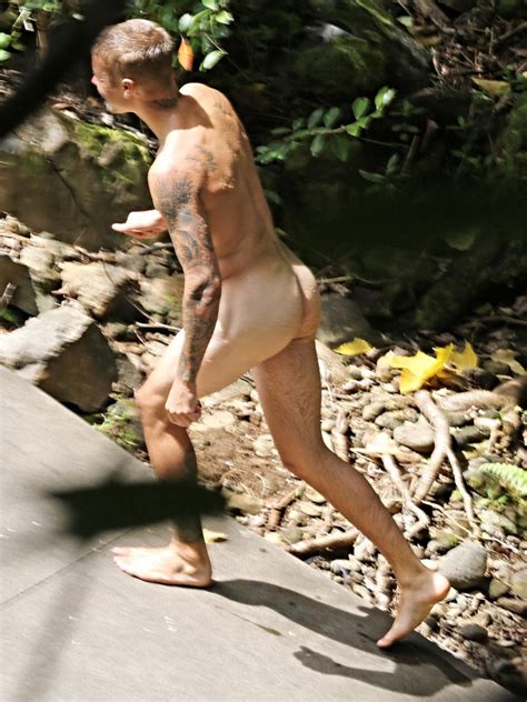 Más fotografías de Justin Bieber desnudo en Hawaii Zona Gay