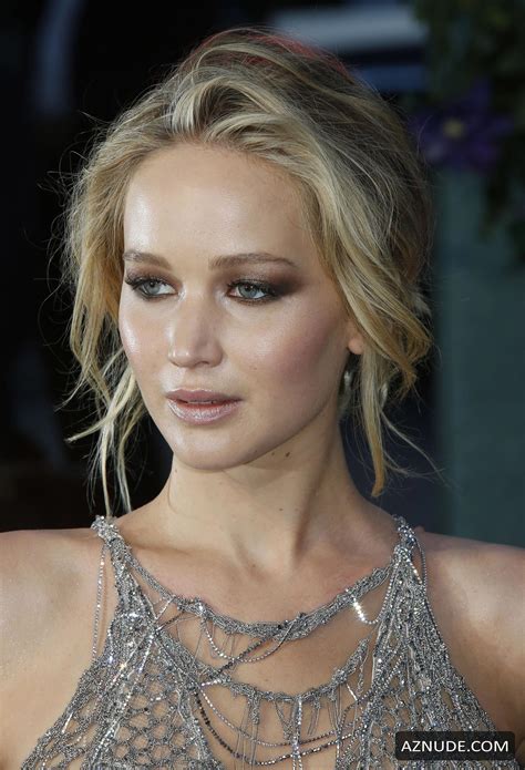 Jennifer Lawrence Sexy At Mother Uk Premiere At Odeon Leicester Square