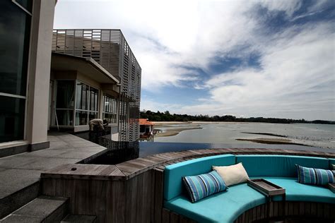 Avillion port dickson 3rd mile, jalan pantai, 71000 port dickson, negeri sembilan, malaysia. 6915518807_7c5a7a0148_z.jpg