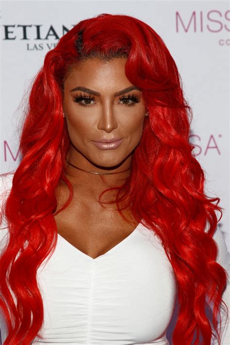 Natalie Eva Marie Photo 8 Of 18 Pics Wallpaper Photo 870075 Theplace2