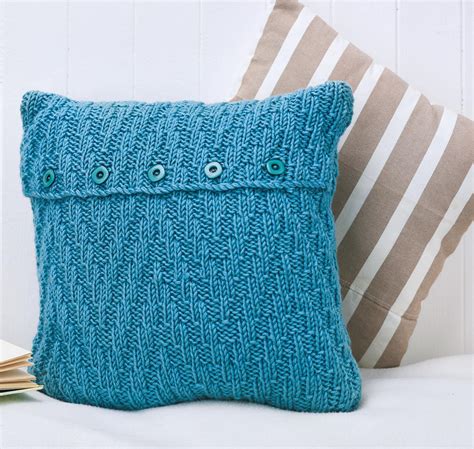 Knitted cushion | Knitting Patterns | Let's Knit Magazine