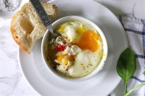 Caprese Baked Eggs Perfect For Breakfast Or Brunch Honey And Birch