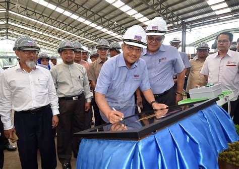 Kilang kelapa sawit sungai jernih. TDM Buka Kilang Baja Bio-Organik Automasi Pertama Di ...