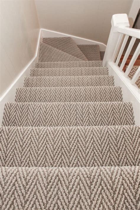 Brown And Beige Pattern Carpet Staircase Carpet Staircase Patterned