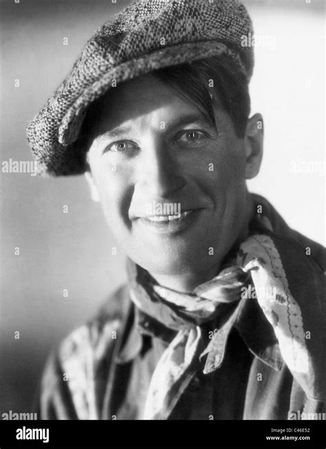 Maurice Chevalier In Paramount On Parade 1930 Stockfotografie Alamy