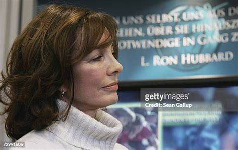 Anne Archer Scientology Photos And Premium High Res Pictures Getty Images