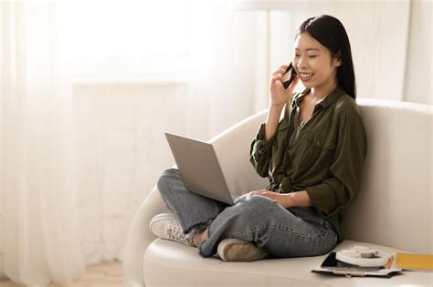 Premium Photo Happy Asian Lady Freelancer Working From Home Using Laptop