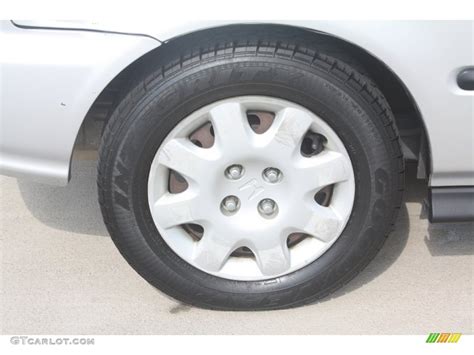 1999 Honda Civic Dx Hatchback Wheel Photo 52872690