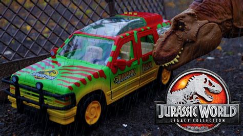 Jurassic World Legacy Collection T Rex Escape Set With Ford Explorer