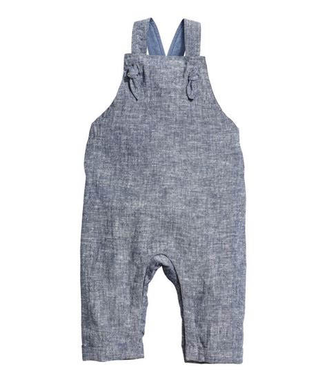 Egal ob ihr kinderpullis oder kinderhosen, oder auch tolle zudem erhaltet ihr hier auch tolle kostenlose anleitungen um kuscheltiere und andere tolle accessoires für kinder zu nähen. Bildergebnis für baby latzhose schnittmuster kostenlos ...