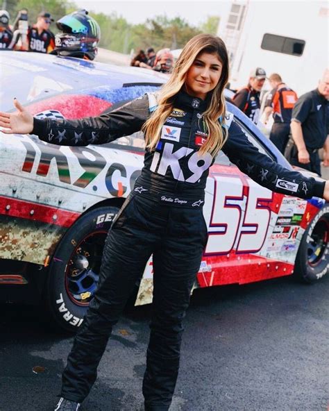 Pin By Troy Weisenberger On Hailie Deegan Female Race Car Driver