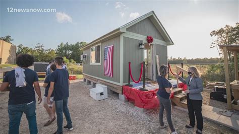 Kingwood Isd Students Build Tiny Homes For Homeless Veterans